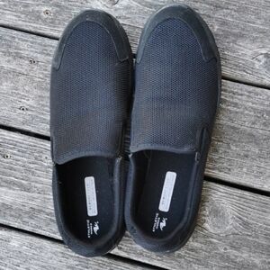 Mens Athletic Works  gmGrampa black memory form slip ons. Size 13.